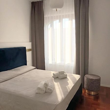 B&Bari, Via Crollalanza, Le Case Di Aurelia Guesthouse المظهر الخارجي الصورة