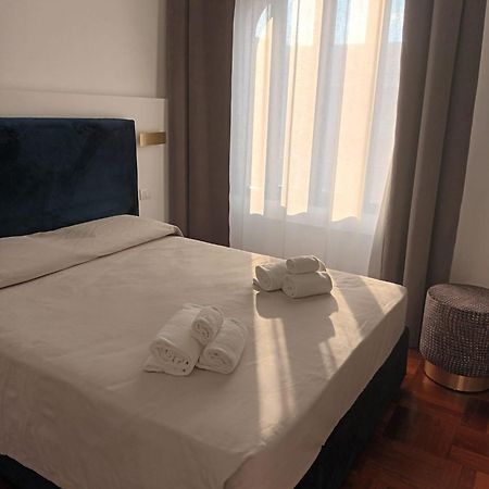B&Bari, Via Crollalanza, Le Case Di Aurelia Guesthouse المظهر الخارجي الصورة